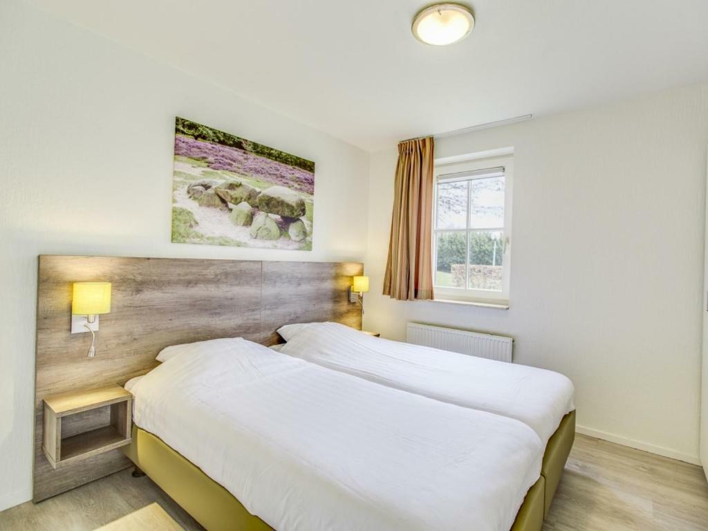 Landal Hunerwold State Hotel Wateren Bagian luar foto