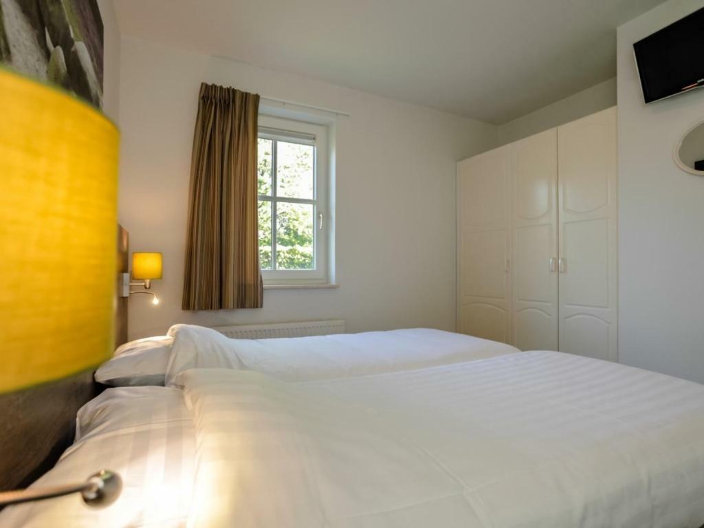 Landal Hunerwold State Hotel Wateren Bagian luar foto