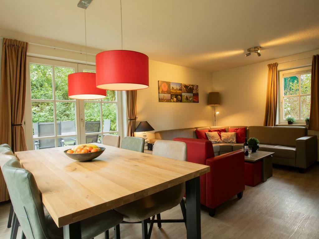 Landal Hunerwold State Hotel Wateren Bagian luar foto
