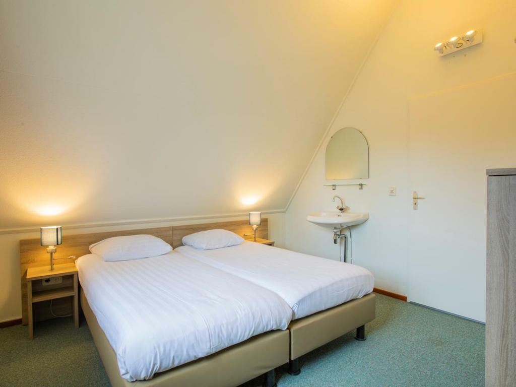 Landal Hunerwold State Hotel Wateren Bagian luar foto